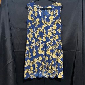 Women’s XXL navy and mustard floral dress new with tags